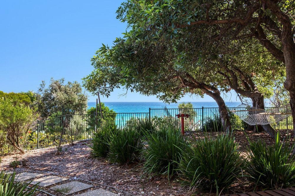 Stradbroke Island Beach Hotel Point Lookout Exterior photo